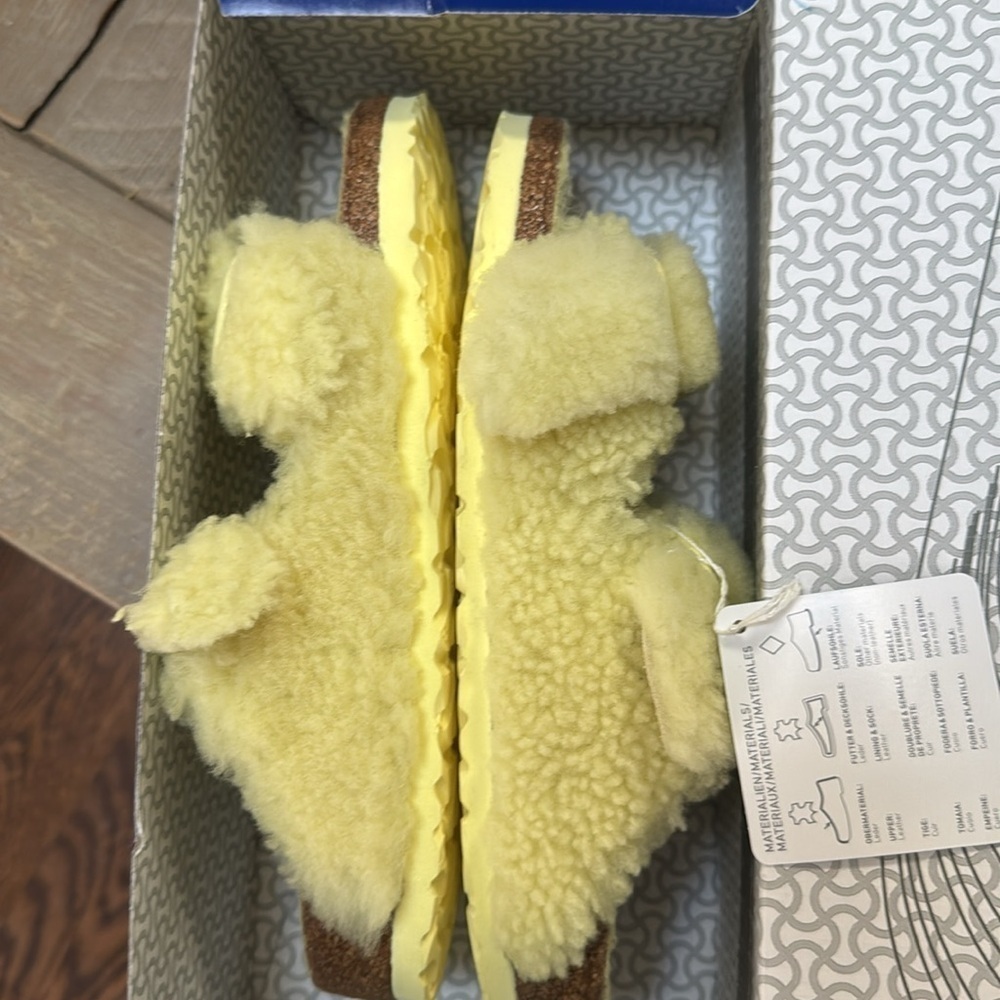 Birkenstock Arizona Teddy Big Buckle Yellow Shearling Sandals 38 39 Narrow NIB - Picture 6 of 10